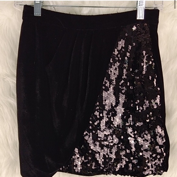 Zara Sequined Velvet mini skirt - Picture 7 of 10